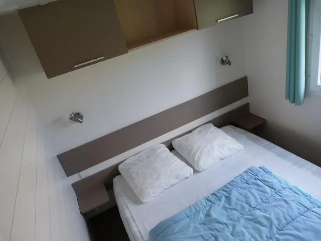 M4 Mobil-Home 3 Chambres + Terrasse Couverte 14M² (1Modèle Sur Le Camping)