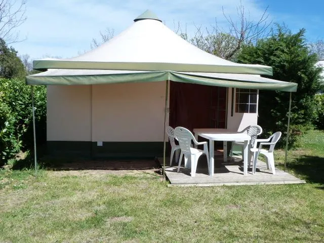 Bungalow tenda 2 camer 25m² (senza sanitari)