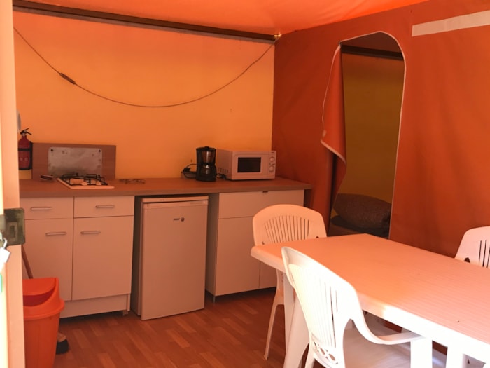 Tente  Toilée 2 Chambres 25 M² - Sans Sanitaire- ( 4 Modèles Sur Le Camping)