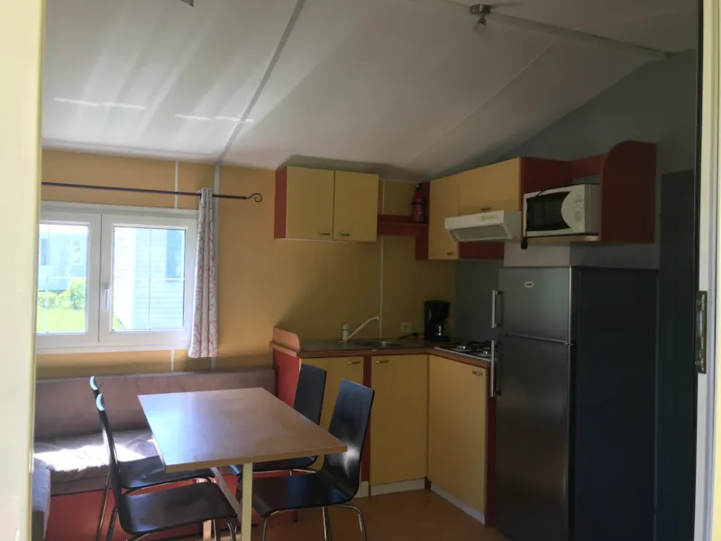 M10 Mobil-Home 3 Chambres + Terrasse Couverte 14M² (1 Modèle Sur Le Camping)