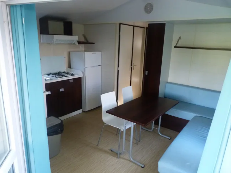 M2 Mobil-Home 2 Chambres + Terrasse Semi-Couverte 8M² (1 Modèle Sur Le Camping)