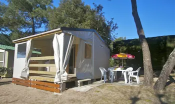 Mietunterkunft - Tithome Fuschia 20 M² - 2 Zimmer+ Terrasse - Camping Côté Plage