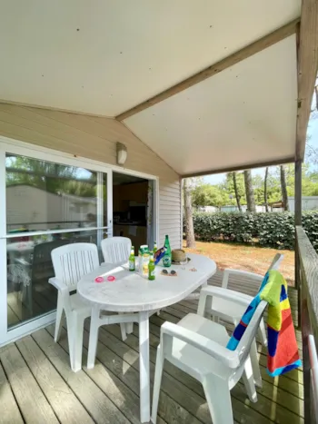 Mietunterkunft - Mobilheim Ludisia  24M² - 2 Zimmer + Terrasse - Camping Côté Plage