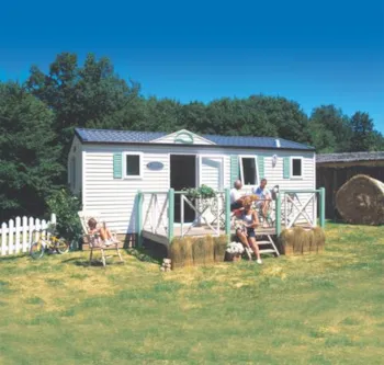 Mietunterkunft - Europäisches Cottage : 29M2 + 11M2 Terrasse - Camping Les Forges