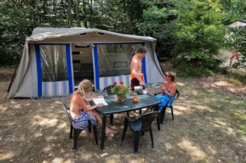 Mietunterkunft - Wohnwagen - Creuse Nature Naturisme