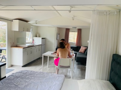 Mobile-Home - 29m2 - Toilet, shower, terras