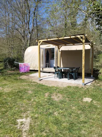 Huuraccommodatie(s) - Coco-Sweet 16 M² -  1 Tot 4 Personen - Creuse Nature Naturisme