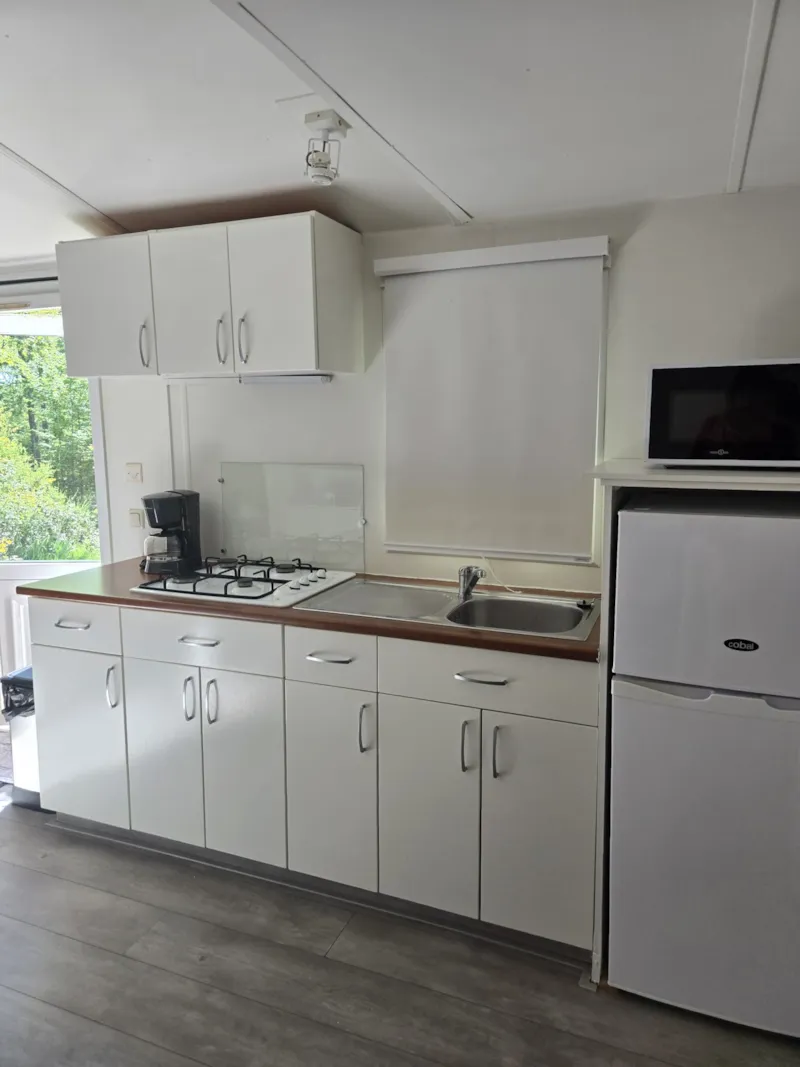 Mobile-Home - 29M2 - Wc, Douche, Terrasse - 1 À 2 Personnes