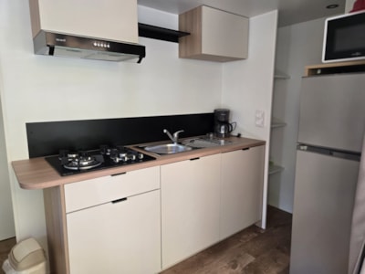 Mobilhome - 29 m², airconditioning,  WC, shower, terrace