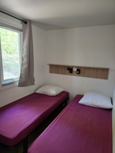 Mobilhome - 29 m², airconditioning,  WC, shower, terrace