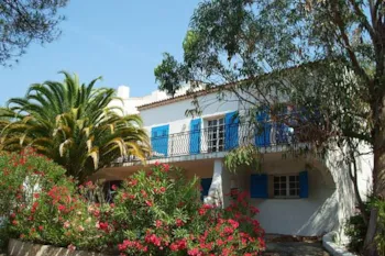 Mietunterkunft - Villa Romarin - Camping La Baume La Palmeraie