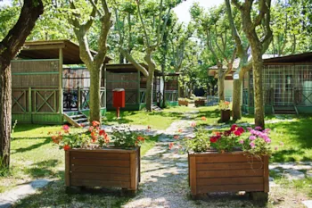 Mietunterkunft - Cottage Family 24 M² + 10 - Villaggio Camping delle Rose