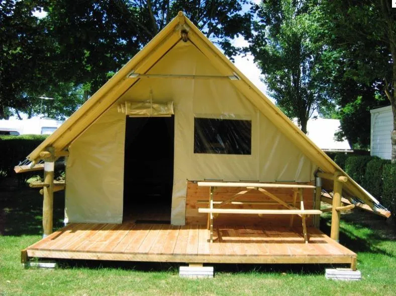 Bungalow Toilé Et Bois "Amazone" Avec Kitchenette Individuelle Et Sanitaire Collectif 2 Chambres