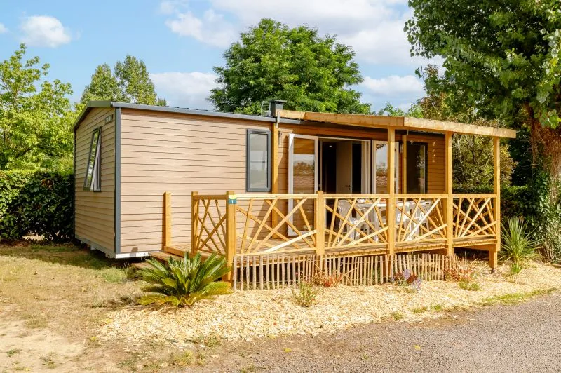Accommodation - Mobile-Home « Premium » 3 Bedrooms Tv With *Spa*,  Air Conditioning, Tv - Camping Sun Océan