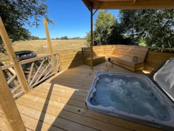Location - Mobil-Home « Premium »   3 Chambres Avec *Spa*, Clim, Plancha, Tv - Camping Sun Océan