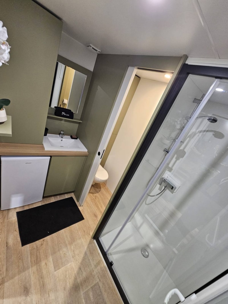 LUXUS-STELLPLATZ – EIGENE SANITÄRANLAGEN