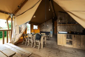 Mietunterkunft - Sunlodge Prestige Woodlodge 5 Pers. 2 Ch. 1 Sdb. - Domaine Les Nids du Lac