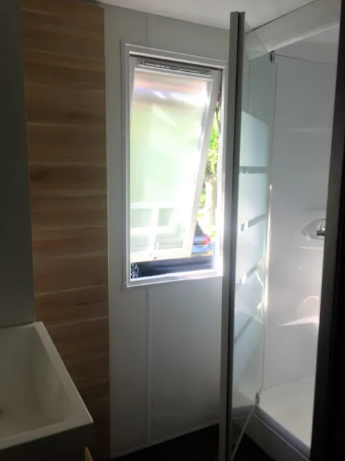 Accommodation - Mobil-Home Ohara 1 Bedroom - Sheltered Terrace (2 Adults + 1 Child - 10 Y. Old)Air Conditioning+Wifi - image n°3 - International Camping