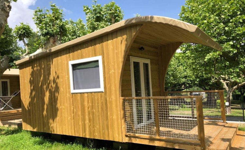 Holzhütte POP - Terrasse 12m² (ohne Sanitäranlagen - noch Wasser) +Wifi