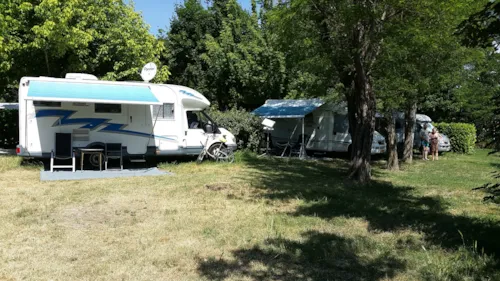 Kampeerplaats(en) - Staanplaatsen Comfort - image n°2 - International Camping