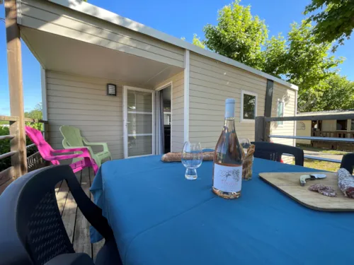 Mietunterkunft - Mobilheim Rapidhome 2018 Alizé 2 Zimmer - Halbüberdachte Terrasse - Mit Klimaanlage - image n°5 - International Camping