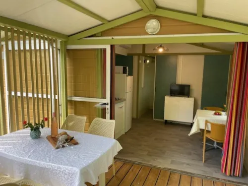 Accommodation - Mobil-Home Moréa 2 Bedrooms – Air Conditioning - Sheltered Terrace – Wifi - image n°3 - International Camping