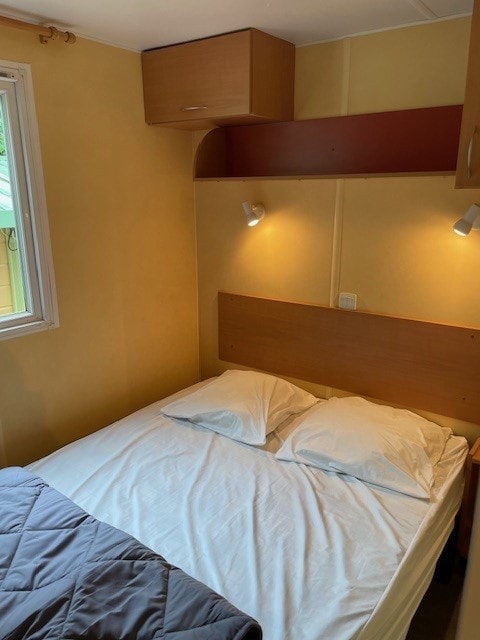 Mobil-home IRM 1 chambre - Terrasse couverte - (2 adultes + 1 enfant) + Wifi