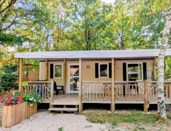 Mietunterkunft - Familien-Cottage 28 M² – 3 Schlafzimmer, 1 Badezimmer – Terrasse 18 M² Und Klimaanlage - Camping Ariège La Roucateille