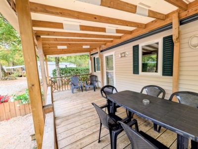 Family Cottage, 28 m² - 3 bedrooms, 1 bathroom - 18 m² terrace and air conditioning