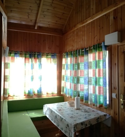 Bungalow — 5