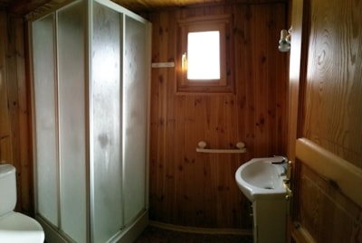 Bungalow — 6