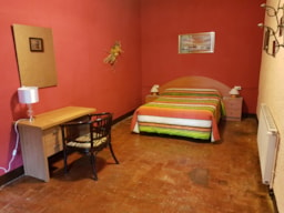 Bedroom - Quadruple Room - Camping La Soleia d'Oix