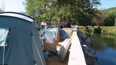 Pitch for tent, caravan or camping car — 4