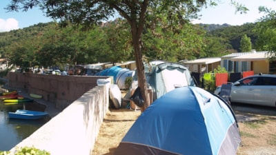 Pitch for tent, caravan or camping car — 6