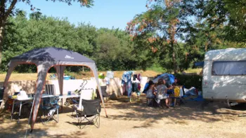 Stellplatz - Stellplatz Zelt, Wohnwagen Oder Wohnmobil - Camping Club Tikayan La Vallée du Paradis