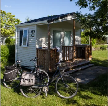 Stellplatz - Castel Suite : Luxusstellplatz Luxe 180M² Mit Privaten Sanitären Anlagen Strom 16A - Castel Camping Les Bois du Bardelet