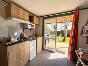 Mietunterkunft - Chalet Détente 24 M² (2 Schlafzimmer) - Castel Camping Les Bois du Bardelet