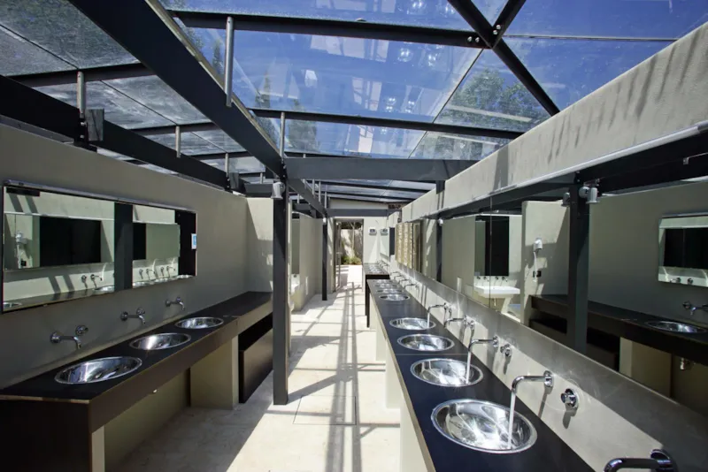 Emplacement Comfort Pour Caravane, Camping Car