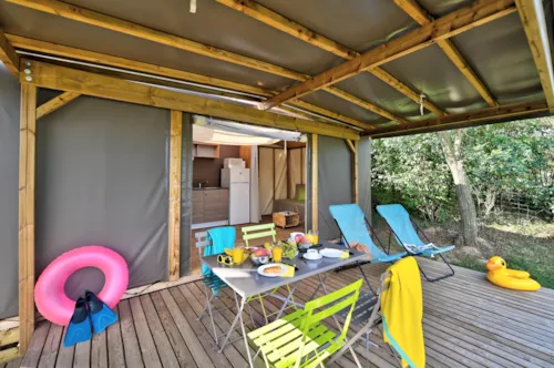 Accommodation - Lodge Maori Confort 17M² (2 Bedrooms) - Without Toilet Blocks + Sheltered Terrace - image n°2 - Flower Camping La Chataigneraie