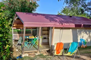 Locatif - Freeflower Confort 22m²  (2 chambres) + Terrasse couverte - Flower Camping La Chataigneraie