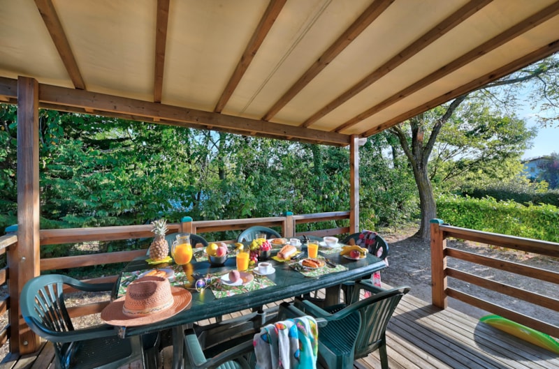 Mobile home Confort 29 m²  (2 bedrooms) + covered terrace + TV 4/6 Ppl.