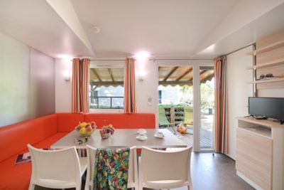 Mobile home Confort 31m² (3 bedrooms) +  covered terrace + TV