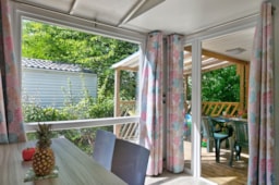 Mietunterkunft - Mobilheim Premium 27M² (2 Zimmer) + Überdachte Terrasse + Wasche Geschirr + Television + Klimaanlage - Flower Camping La Chataigneraie