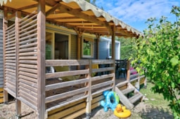 Mietunterkunft - Mobilheim Confort 31M²  (3 Zimmer) +  Überdachte Terrasse + Tv - Flower Camping La Chataigneraie