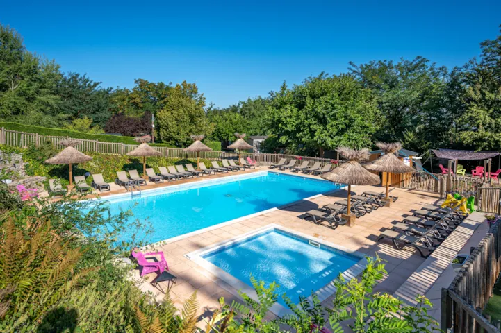 Flower Camping La Chataigneraie - image n°1 - Camping Direct