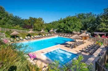 Flower Camping La Chataigneraie - Ucamping