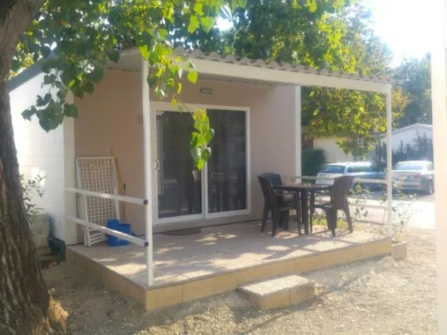 Mietunterkunft - Premium Zimmer 2 Pesonen - Torre Pendente Camping Village