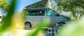Stellplatz - Stellplatz Premium 90 - 100M²  + Strom 16A + Fließwasser- Und Abwasseranschluss - Camping L'Ametlla Village Platja