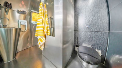Silverfield Suite Caravan SF3 — 6