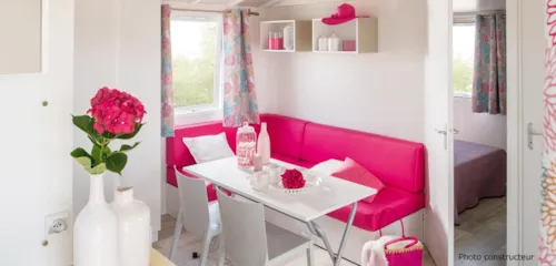 Location - Mobil Home Kiwi 2 Chambres / Terrasse Bois Couverte / Tv / Lv / Clim Réversible / Nespresso - image n°4 - Camping Le Soleil Fruité